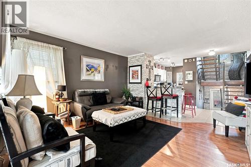 4828 8Th Avenue, Regina, SK - Indoor Photo Showing Living Room
