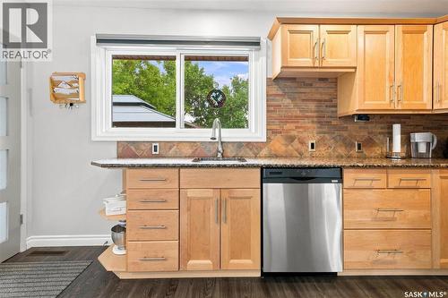 2010 37Th Street W, Saskatoon, SK - Indoor Photo Showing Kitchen