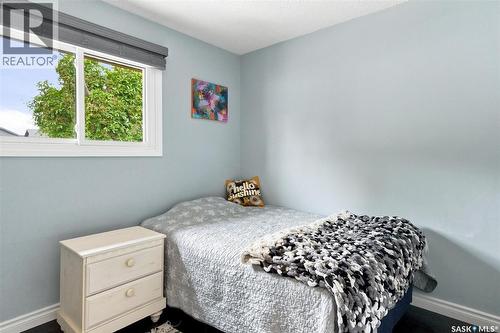 2010 37Th Street W, Saskatoon, SK - Indoor Photo Showing Bedroom