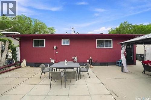 2010 37Th Street W, Saskatoon, SK - Outdoor With Deck Patio Veranda With Exterior