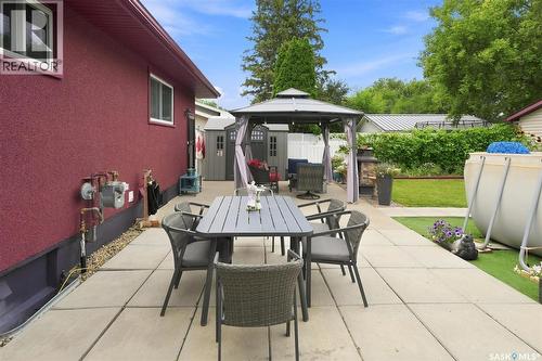 2010 37Th Street W, Saskatoon, SK - Outdoor With Deck Patio Veranda