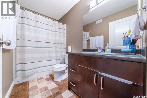 3347 Mcclocklin Road, Saskatoon, SK - Indoor Photo Showing Bathroom