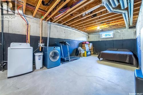 3347 Mcclocklin Road, Saskatoon, SK - Indoor Photo Showing Laundry Room