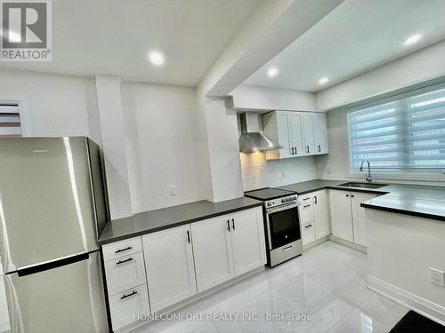 MAIN - 20 ST CLAIR GARDENS , Toronto, Ontario M6E 3V4 2
