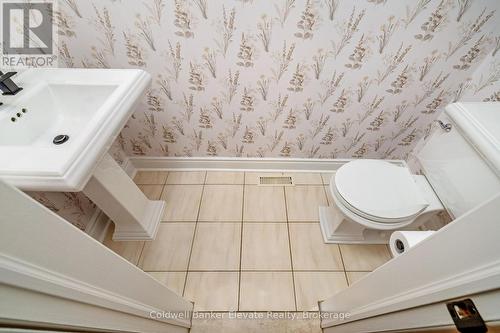 1677 Sherwood Forrest Circle, Mississauga, ON - Indoor Photo Showing Bathroom
