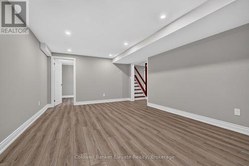 1677 Sherwood Forrest Circle, Mississauga, ON - Indoor Photo Showing Other Room