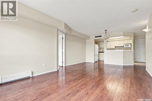320 1850 Main Street, Saskatoon, SK - Indoor