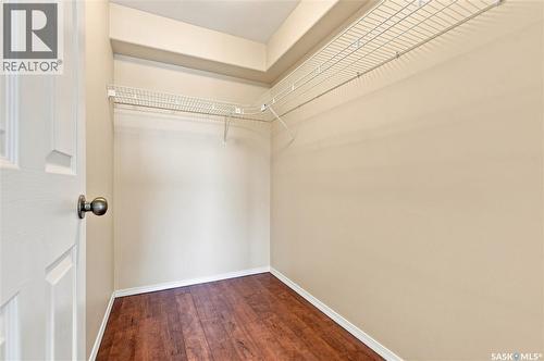 320 1850 Main Street, Saskatoon, SK - Indoor