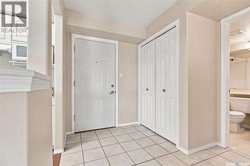320 1850 Main Street, Saskatoon, SK - Indoor