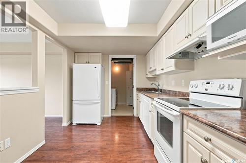 320 1850 Main Street, Saskatoon, SK - Indoor Photo Showing Kitchen