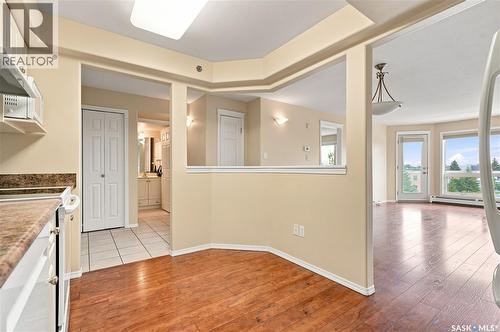 320 1850 Main Street, Saskatoon, SK - Indoor