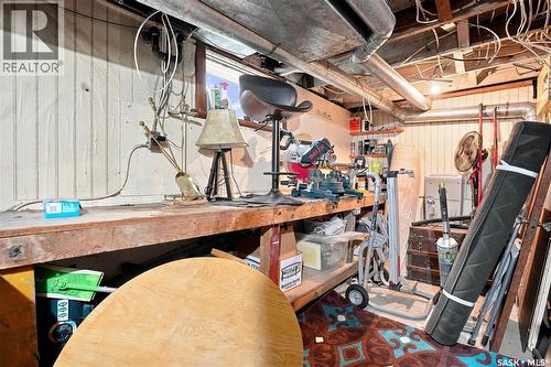 3324 College Avenue, Regina, SK - Indoor