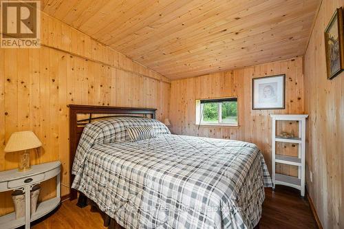 330 Forgotten Lane, Rideau Lakes, ON - Indoor Photo Showing Bedroom