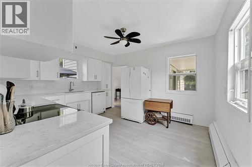 4508 Concession 4 South, Amherstburg, ON - Indoor Photo Showing Kitchen
