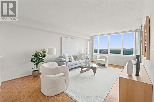 1908 - 55 Skymark Drive, Toronto, ON - Indoor Photo Showing Living Room