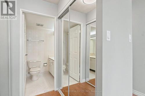 1908 - 55 Skymark Drive, Toronto, ON - Indoor Photo Showing Bathroom