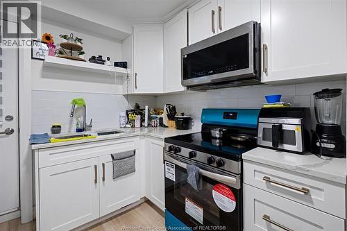 2224 Fraser Unit# #2 Lower, Windsor, ON - Indoor Photo Showing Kitchen