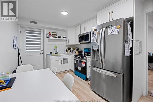 2224 Fraser Unit# #2 Lower, Windsor, ON - Indoor Photo Showing Kitchen