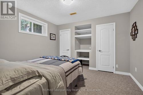 1339 Tiny Beaches Road N, Tiny, ON - Indoor Photo Showing Bedroom