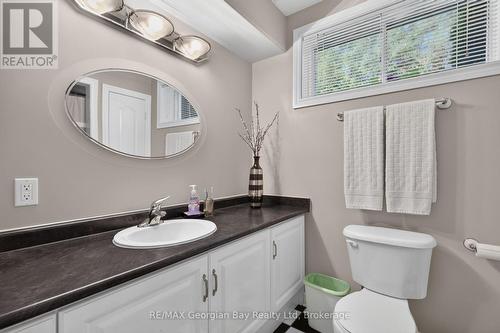 1339 Tiny Beaches Road N, Tiny, ON - Indoor Photo Showing Bathroom