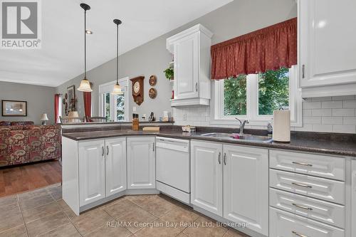 1339 Tiny Beaches Road N, Tiny, ON - Indoor Photo Showing Kitchen With Double Sink
