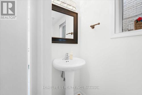 70 Tarquini Crescent, Caledon, ON - Indoor Photo Showing Bathroom