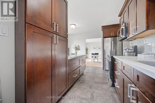199 Allen Street E, Waterloo, ON - Indoor Photo Showing Kitchen