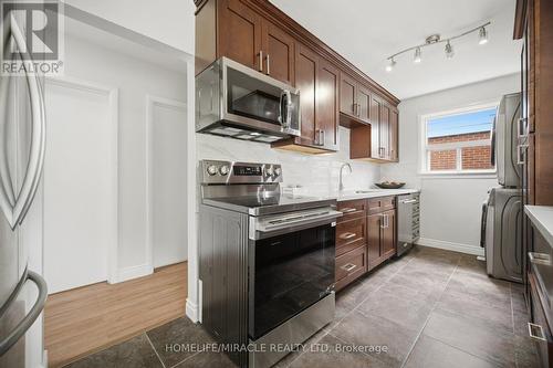 199 Allen Street E, Waterloo, ON - Indoor Photo Showing Kitchen