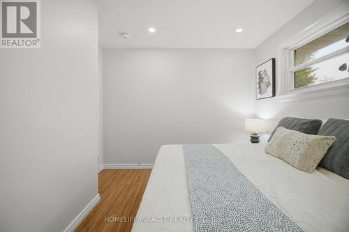 199 Allen Street E, Waterloo, ON - Indoor Photo Showing Bedroom