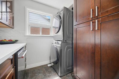 199 Allen Street E, Waterloo, ON - Indoor Photo Showing Laundry Room