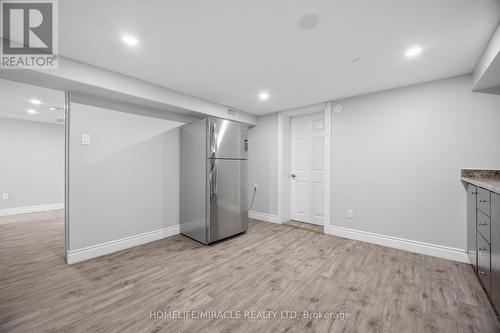 199 Allen Street E, Waterloo, ON - Indoor Photo Showing Other Room