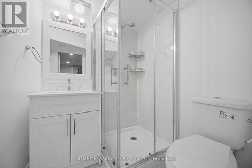 199 Allen Street E, Waterloo, ON - Indoor Photo Showing Bathroom
