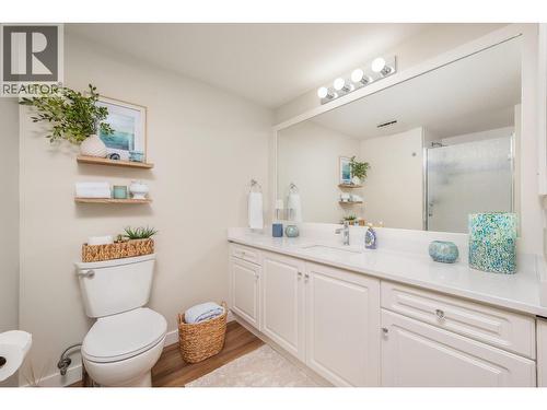 3301 Centennial Drive Unit# 309, Vernon, BC - Indoor Photo Showing Bathroom