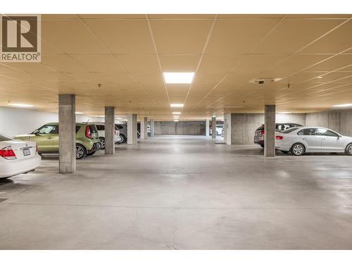 3301 Centennial Drive Unit# 309, Vernon, BC - Indoor Photo Showing Garage