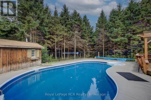 8187 Wellington Road 109 Road, Wellington North (Arthur), ON - Outdoor With In Ground Pool With Backyard