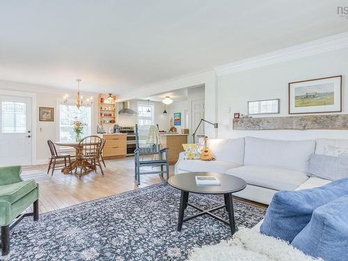 164 Cottage Street, Berwick, NS - Indoor Photo Showing Living Room
