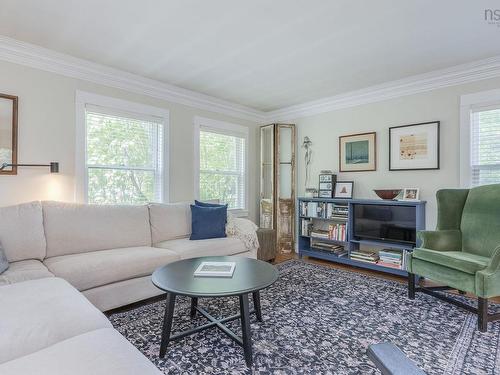 164 Cottage Street, Berwick, NS - Indoor Photo Showing Living Room