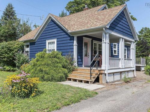 164 Cottage Street, Berwick, NS - Outdoor With Deck Patio Veranda