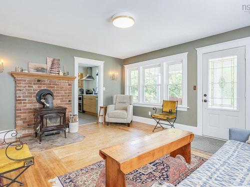 164 Cottage Street, Berwick, NS - Indoor Photo Showing Living Room With Fireplace