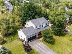 91 Halewood Drive  Falmouth, NS B0P 1L0