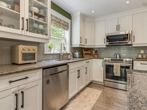 38 Coulter Crescent, Oakfield, NS - Indoor Photo Showing Kitchen With Upgraded Kitchen