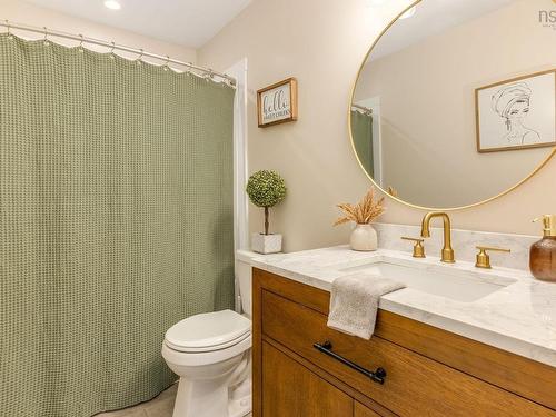 38 Coulter Crescent, Oakfield, NS - Indoor Photo Showing Bathroom