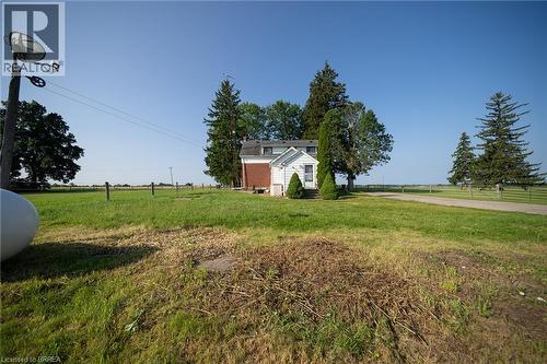 413 ELLIS Avenue , Brantford, Ontario N3R 0B8 5