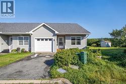 35 Saint Peters Court Saint John, NB E2K 5N4