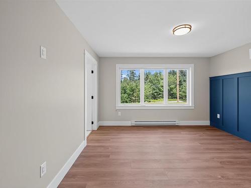 10546 Highway 7 Highway E, Oyster Pond, NS - Indoor Photo Showing Other Room