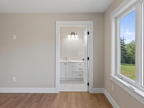 10546 Highway 7 Highway E, Oyster Pond, NS - Indoor Photo Showing Other Room