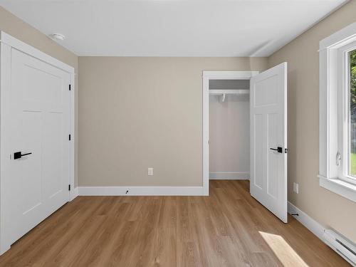 10546 Highway 7 Highway E, Oyster Pond, NS - Indoor Photo Showing Other Room