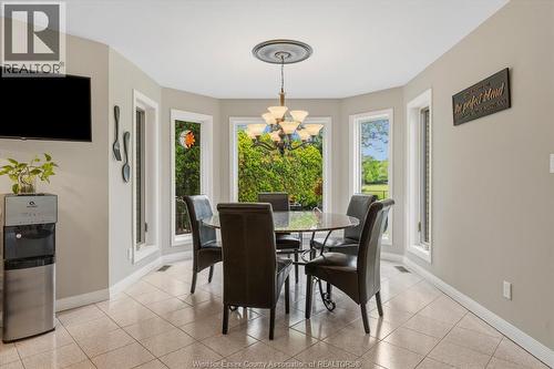 414 Chambers, Tecumseh, ON - Indoor Photo Showing Dining Room