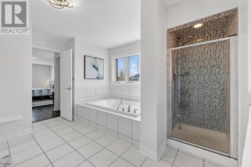 75 Mclarty Gate, Aurora, ON - Indoor Photo Showing Bathroom