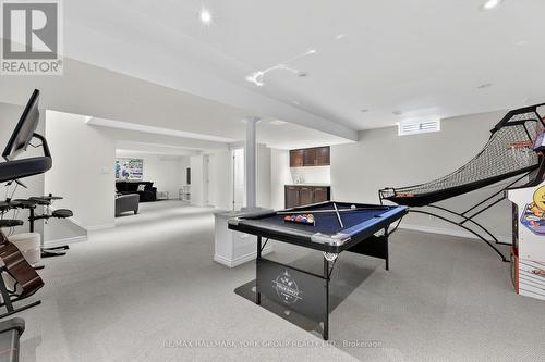 75 Mclarty Gate, Aurora, ON - Indoor Photo Showing Other Room